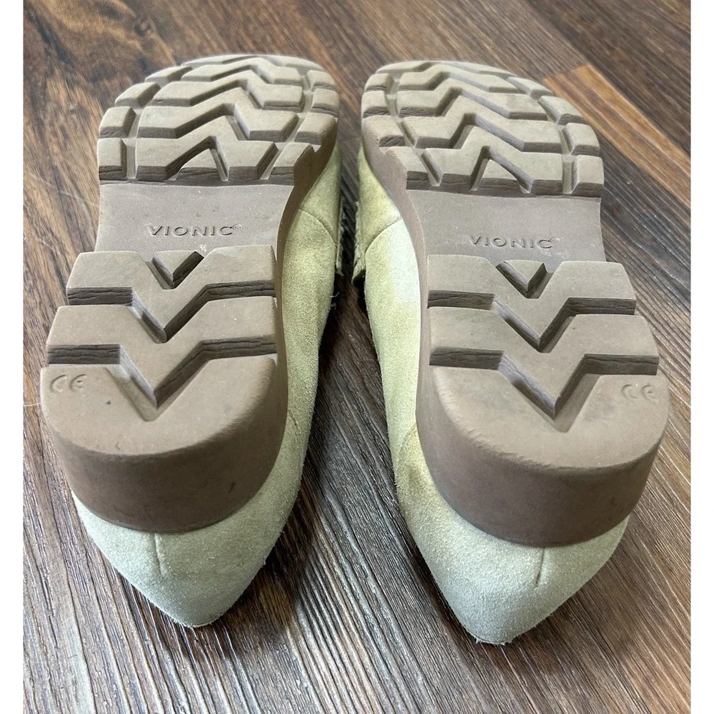 Vionic Cheryl II Women's Size 10 Sand Suede Arch Support Loafers